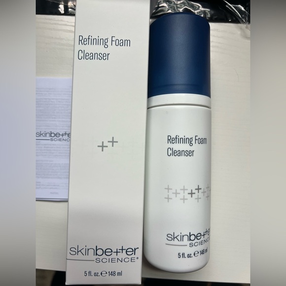 Skin Better Science- Refining Foam Cleanser - Picture 1 of 3